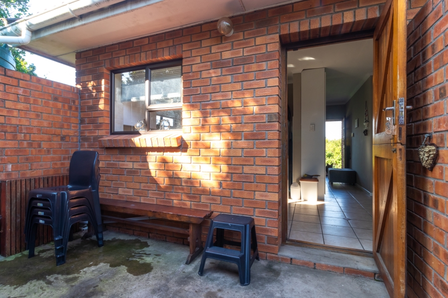 3 Bedroom Property for Sale in Seafield Eastern Cape